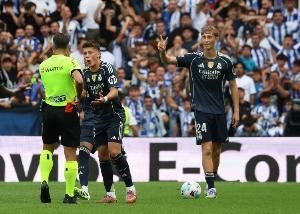 罗马诺：赫伊森伤势被视为不严重，可能只需要1-2周时间恢复