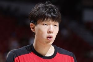 媒体人：开拓者未来只会用更多持球人 克林根杨瀚森会逐渐边缘化
